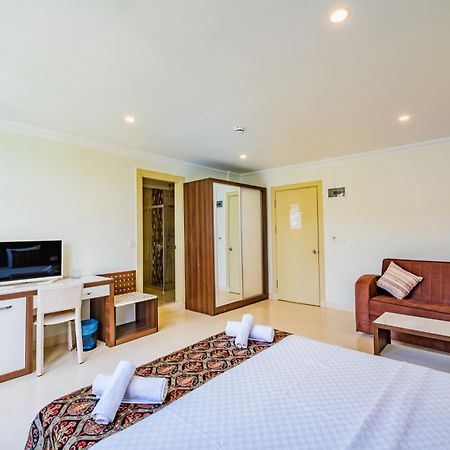 La Moda Beach Hotel Каш Экстерьер фото