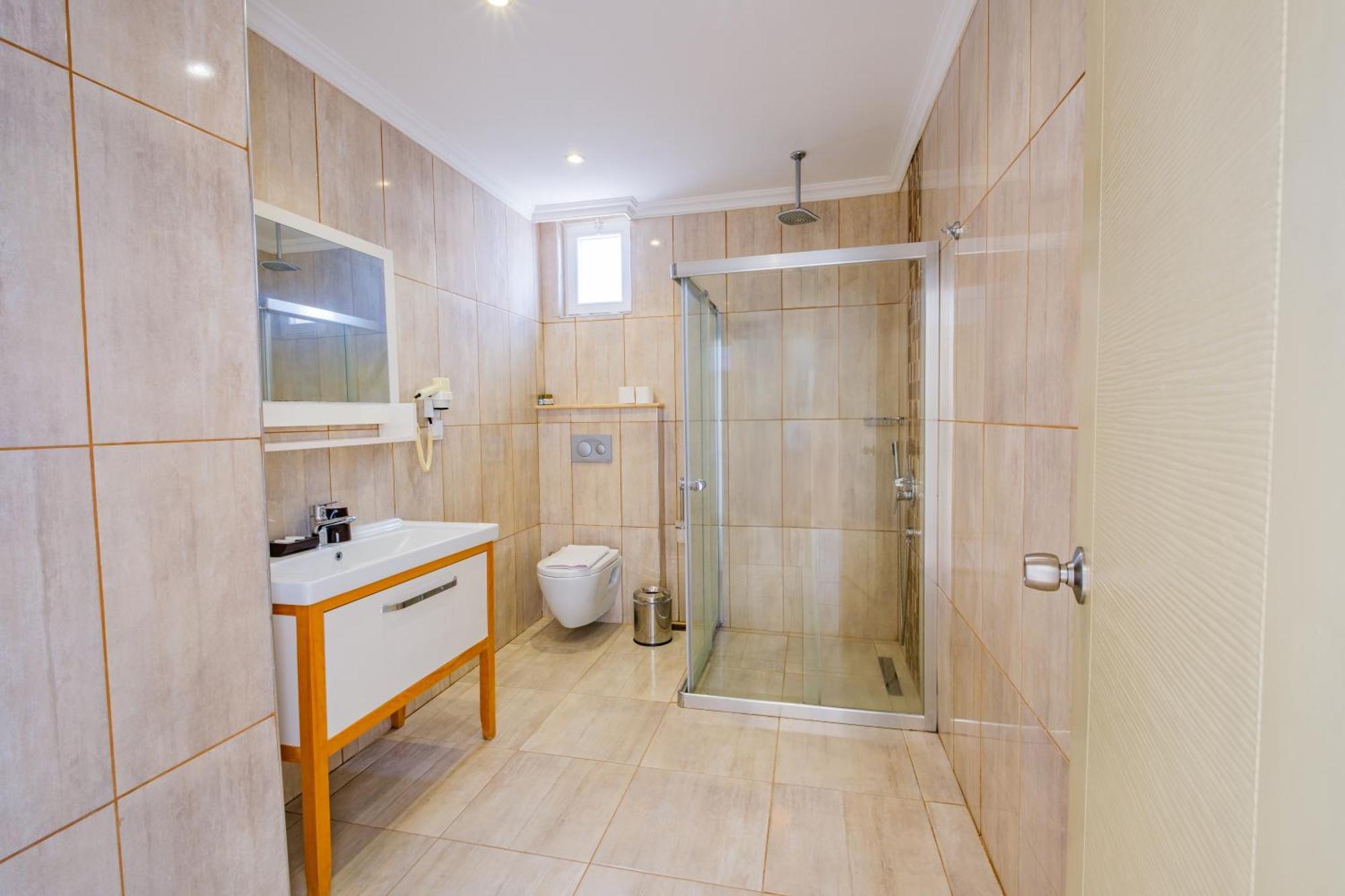 La Moda Beach Hotel Каш Экстерьер фото