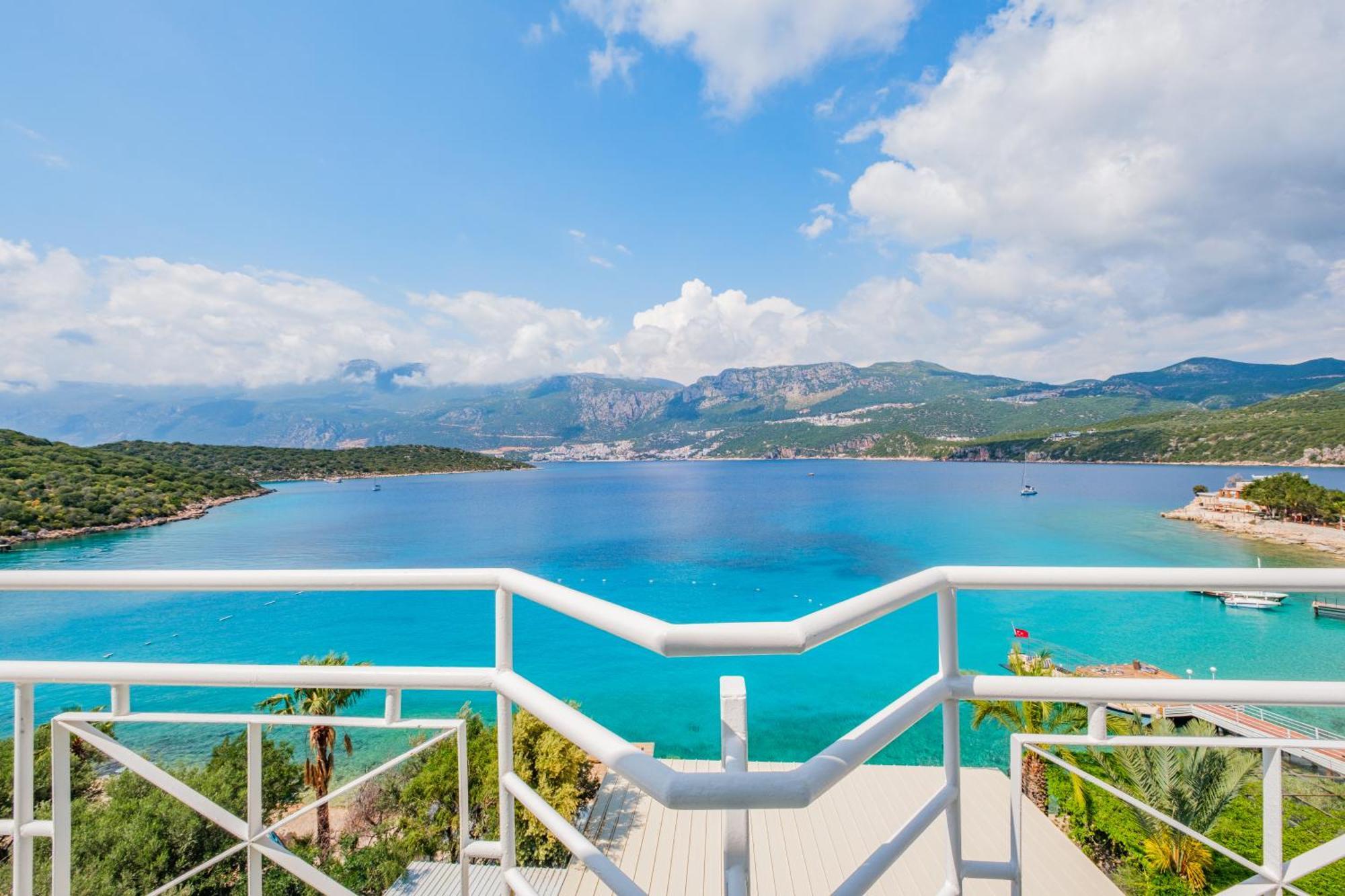 La Moda Beach Hotel Каш Экстерьер фото