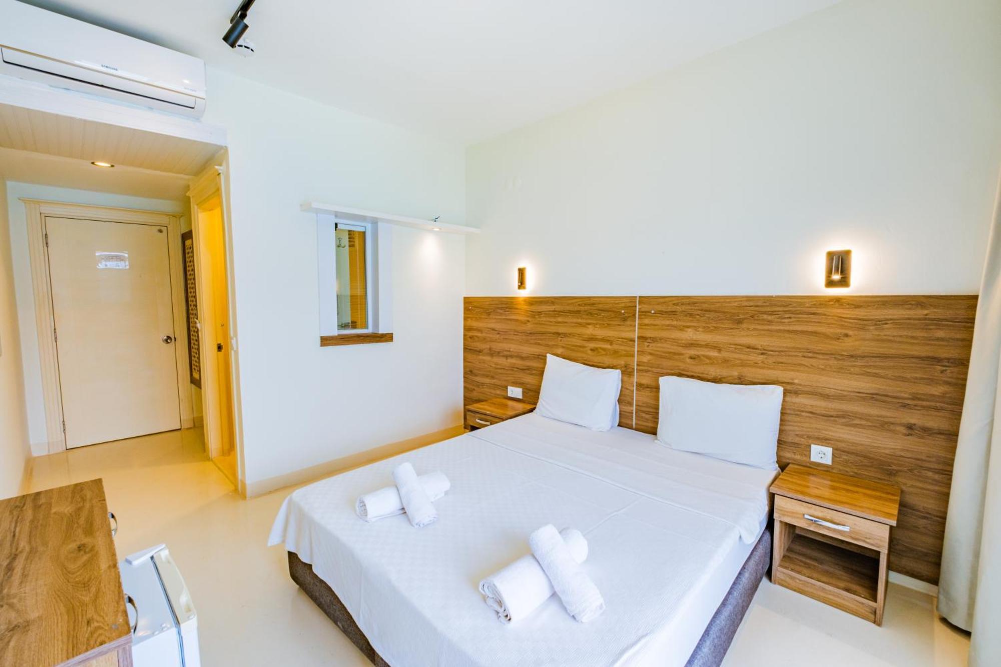 La Moda Beach Hotel Каш Экстерьер фото