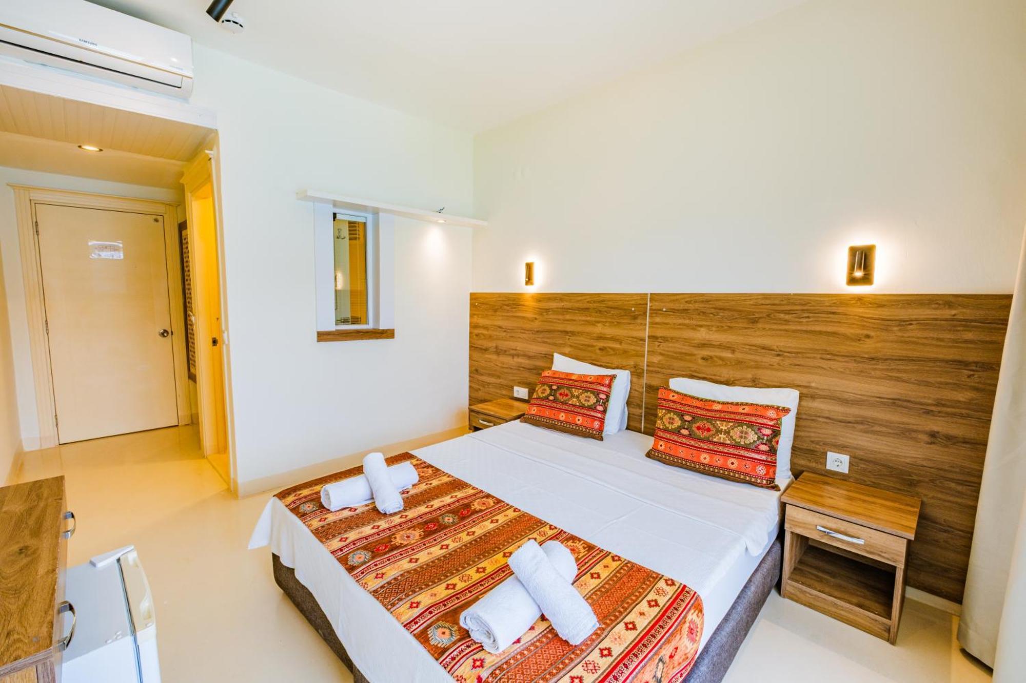 La Moda Beach Hotel Каш Экстерьер фото